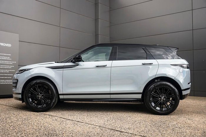 2025 Land Rover Range Rover Evoque P250 Dynamic SE