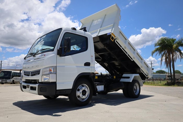 2024 Fuso Canter 815 Tipper White