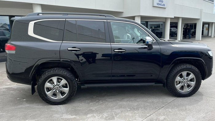 2023 Toyota Landcruiser Sahara