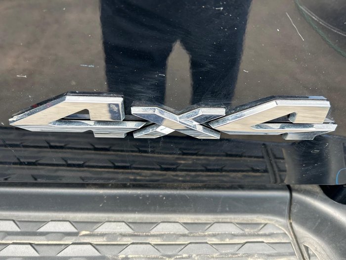 2023 RAM 2500 Laramie Rambox