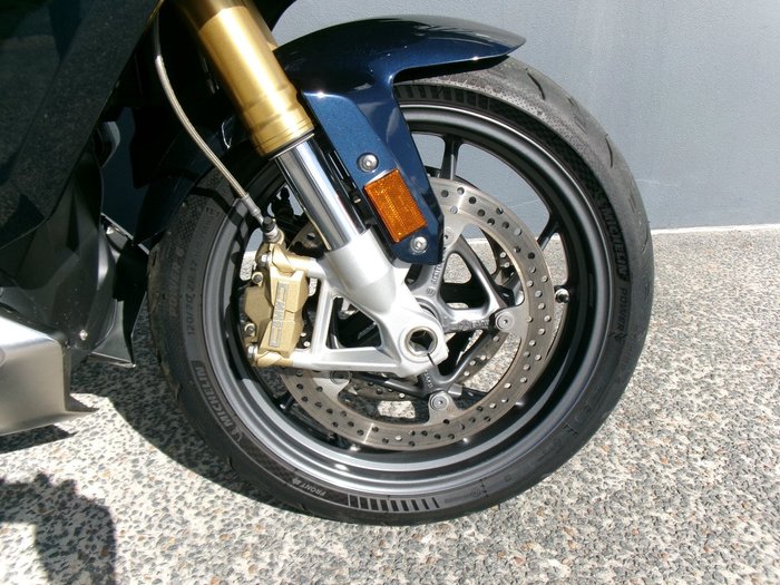 2021 BMW Motorrad R 1250 RS SPORT Imperial Blue Metallic