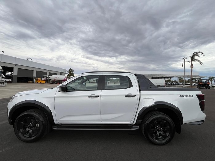2025 Isuzu D-MAX X-TERRAIN