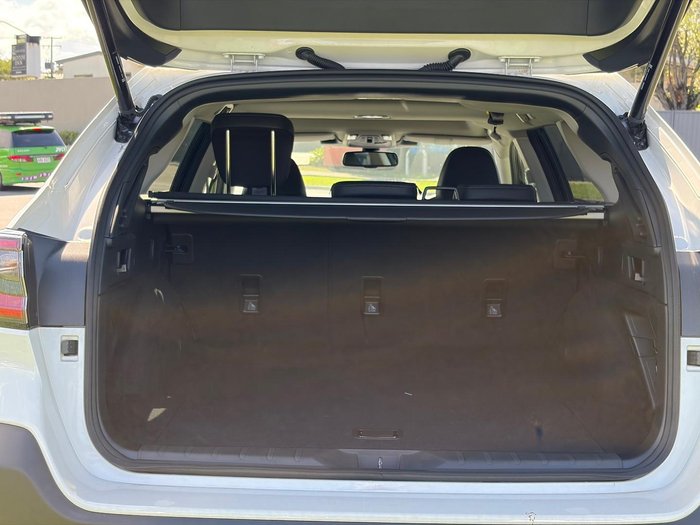 2025 Subaru Outback AWD Touring