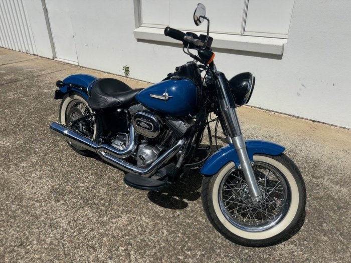 2013 Harley-Davidson FLS SOFTAIL SLIM BLUE