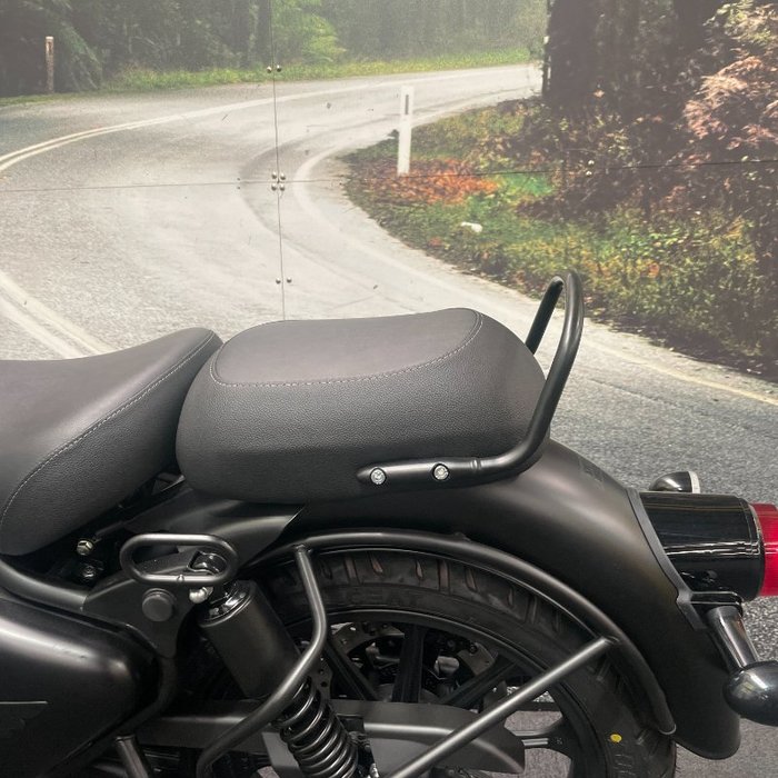 2025 Royal Enfield 2025 Royal Enfield 350CC CLASSIC 350 STEALTH BLACK