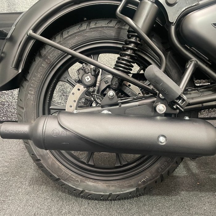 2025 Royal Enfield 2025 Royal Enfield 350CC CLASSIC 350 STEALTH BLACK