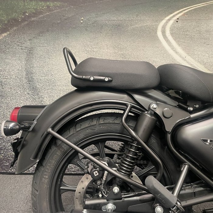 2025 Royal Enfield 2025 Royal Enfield 350CC CLASSIC 350 STEALTH BLACK