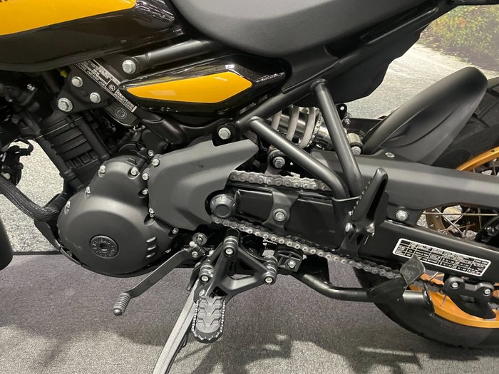 2025 Royal Enfield HIMALAYAN 450 Hanle Black