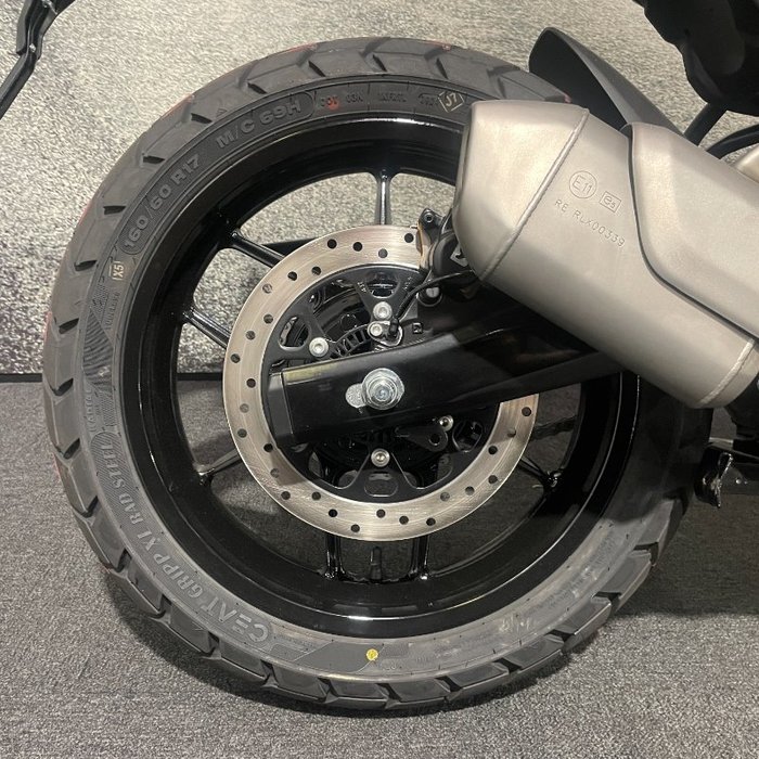 2025 Royal Enfield GUERILLA 450