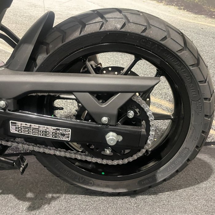 2025 Royal Enfield GUERILLA 450