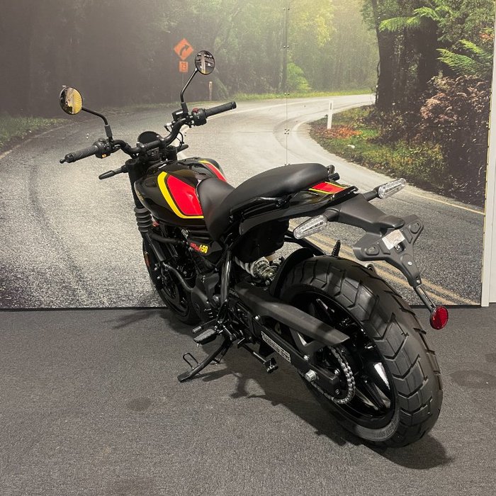 2025 Royal Enfield GUERILLA 450