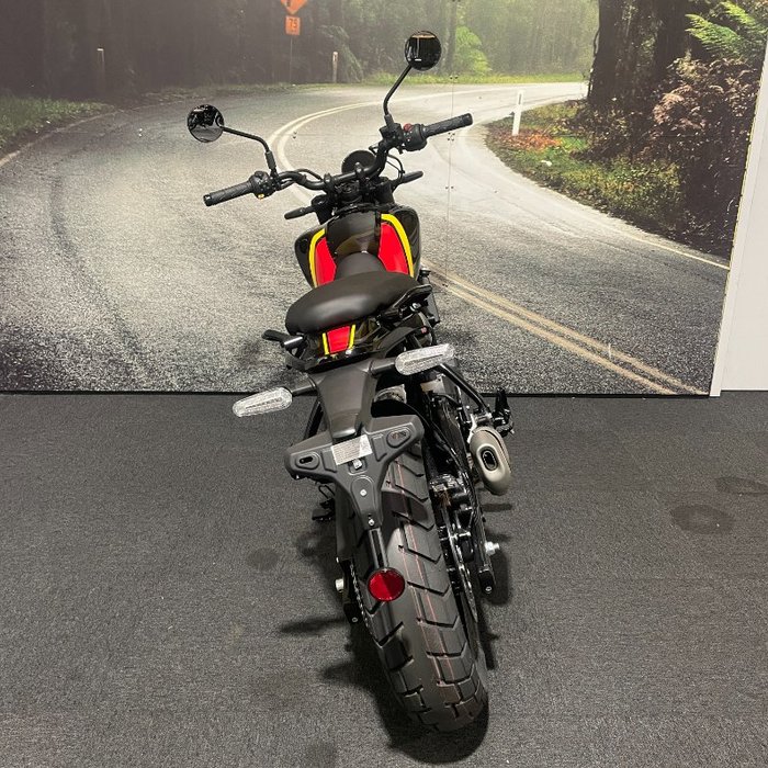 2025 Royal Enfield GUERILLA 450