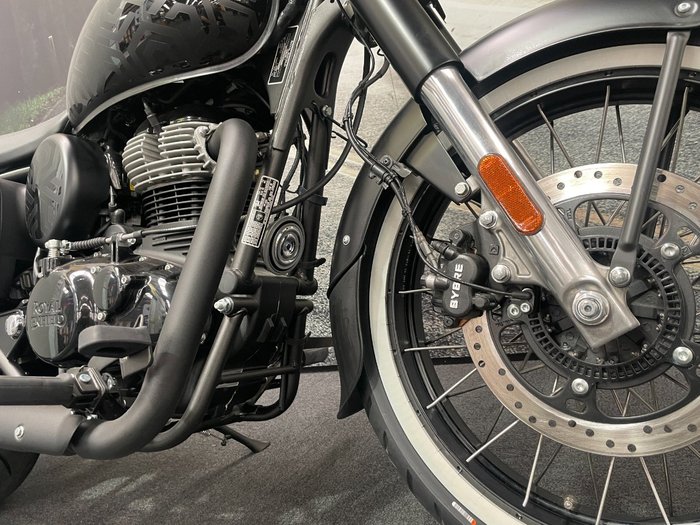 2025 Royal Enfield CLASSIC 350 DARK Black