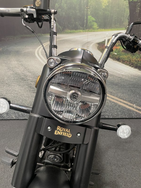 2025 Royal Enfield CLASSIC 350 DARK Black