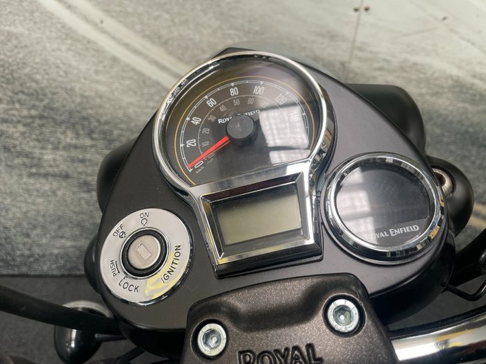 2025 Royal Enfield CLASSIC 350 DARK Black