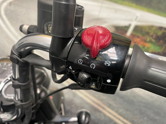 2025 Royal Enfield CLASSIC 350 DARK Black