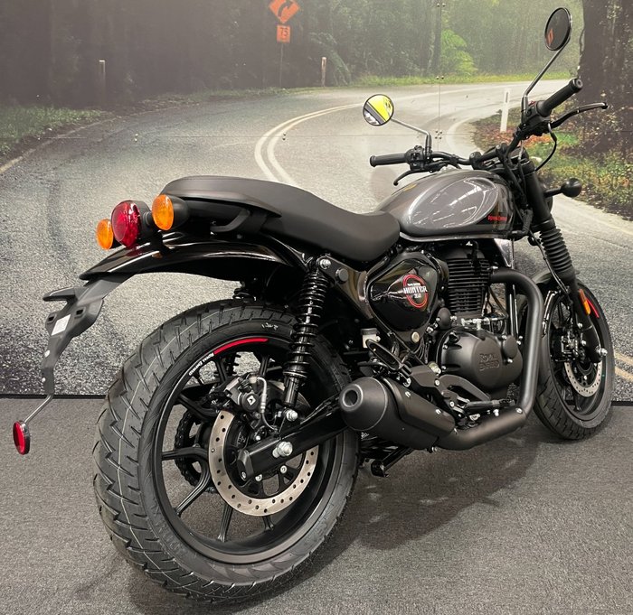 2025 Royal Enfield HUNTER 350 DAPPER GREY