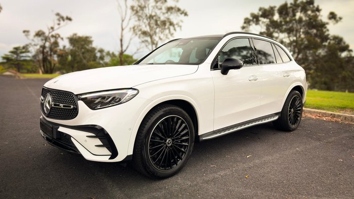 2025 Mercedes-Benz GLC-Class GLC300