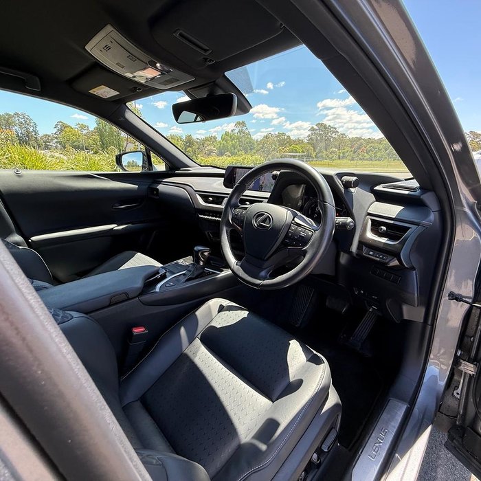 2020 Lexus UX 250h Luxury