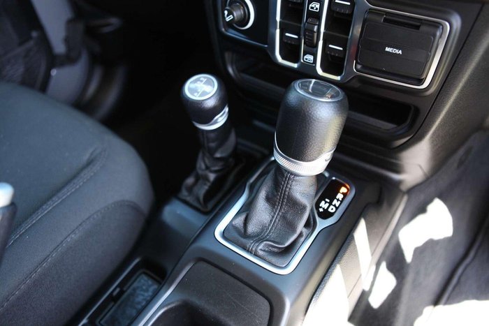 2023 Jeep Gladiator Night Eagle