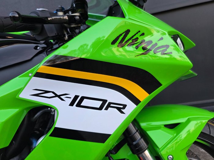 2025 Kawasaki NINJA ZX-10R GREEN