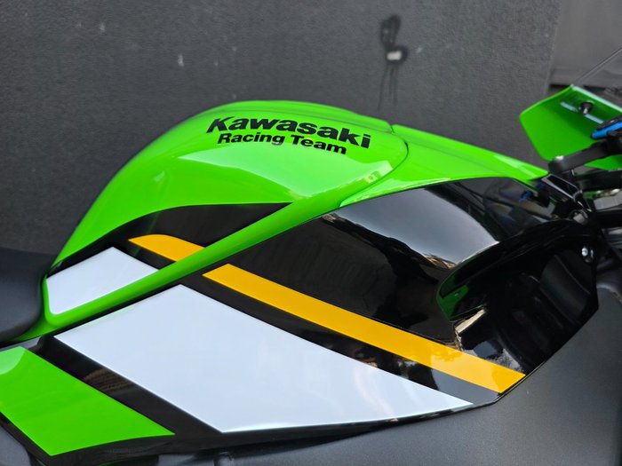 2025 Kawasaki NINJA ZX-10R GREEN