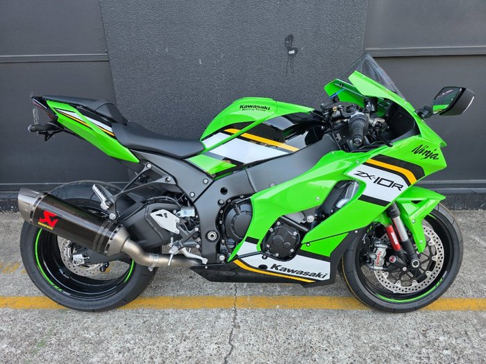 2025 Kawasaki NINJA ZX-10R GREEN