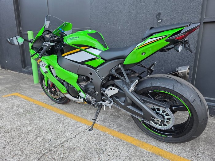 2025 Kawasaki NINJA ZX-10R GREEN
