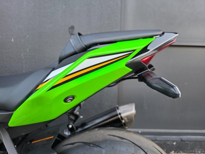 2025 Kawasaki NINJA ZX-10R GREEN