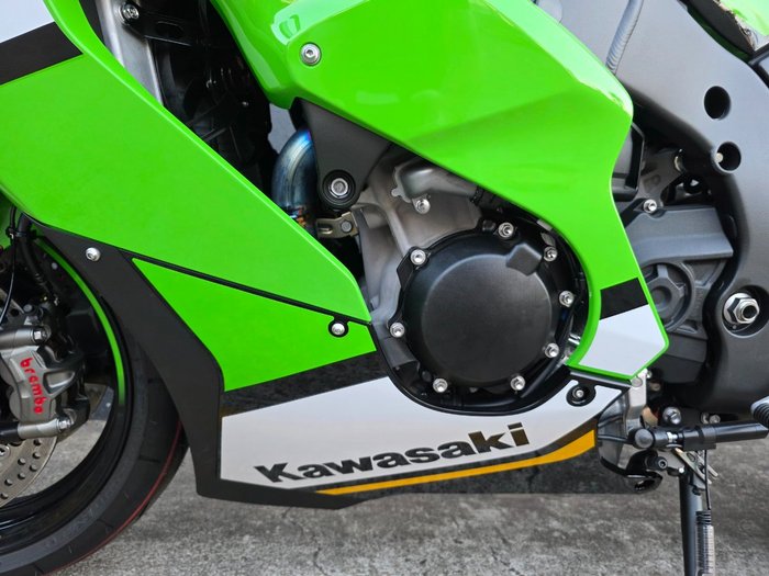 2025 Kawasaki NINJA ZX-10R GREEN