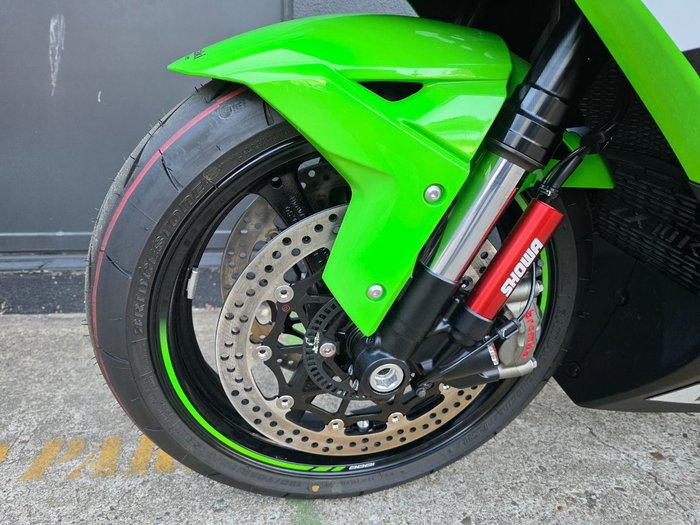 2025 Kawasaki NINJA ZX-10R GREEN
