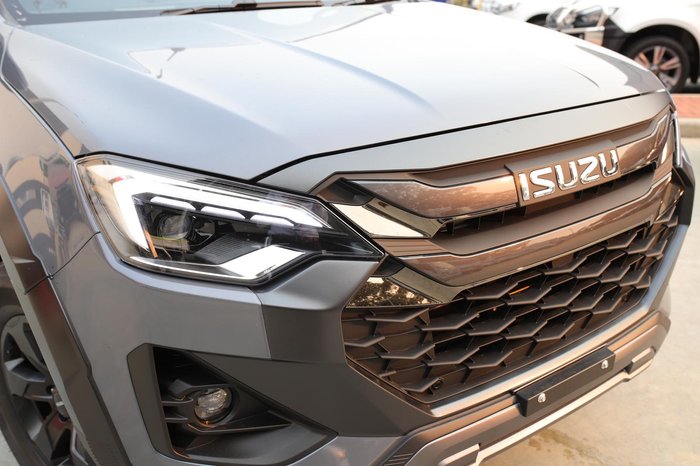 2025 Isuzu D-MAX X-TERRAIN