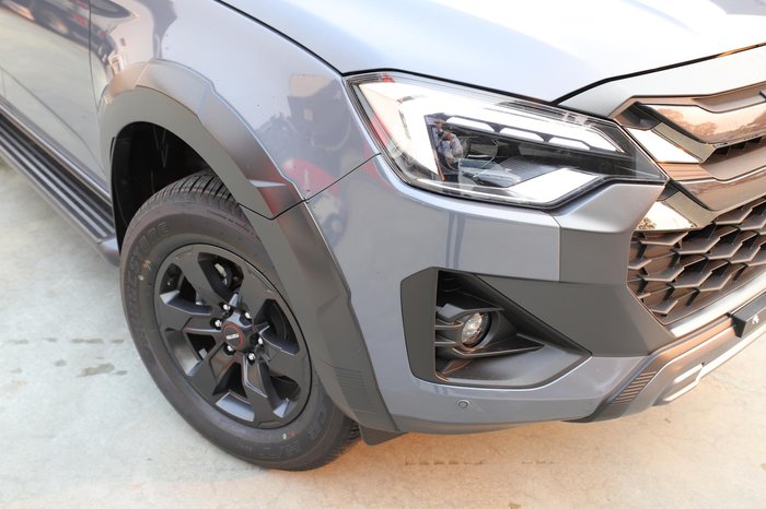 2025 Isuzu D-MAX X-TERRAIN