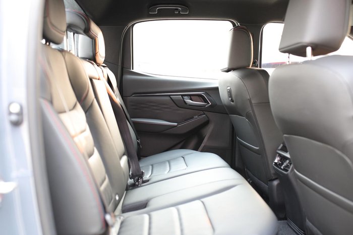 2025 Isuzu D-MAX X-TERRAIN