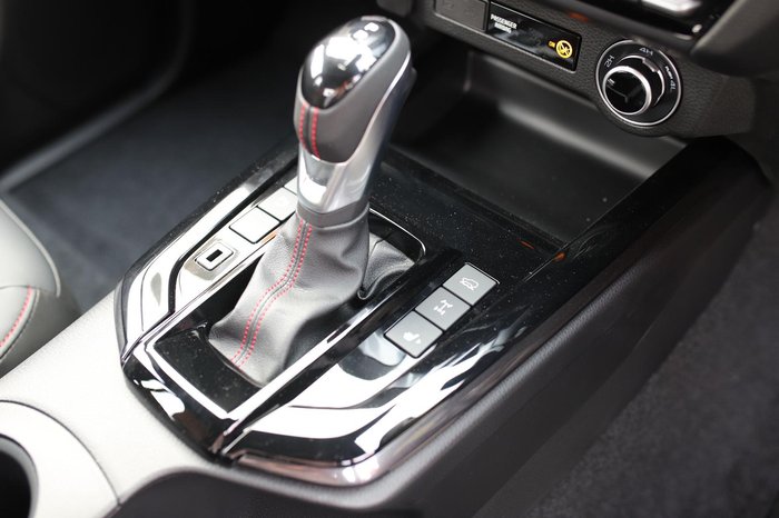 2025 Isuzu D-MAX X-TERRAIN