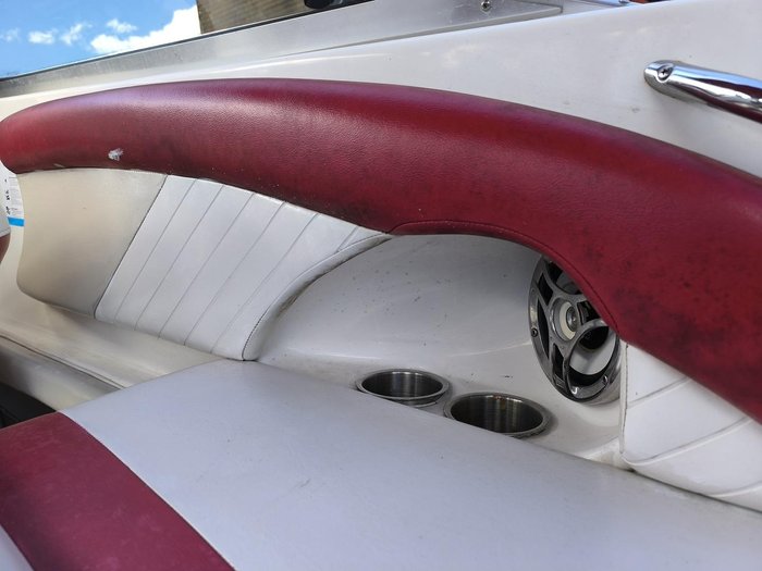 2008 Glastron GT 225