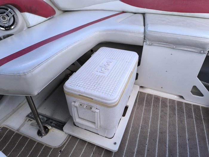 2008 Glastron GT 225