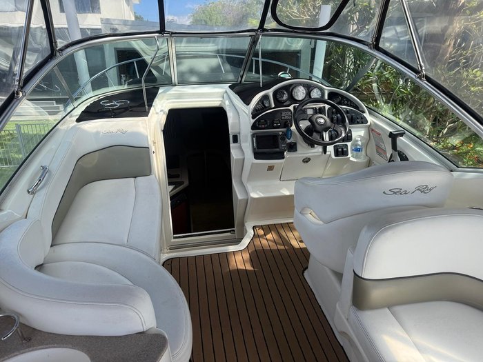 2005 Sea Ray 275 Sundancer