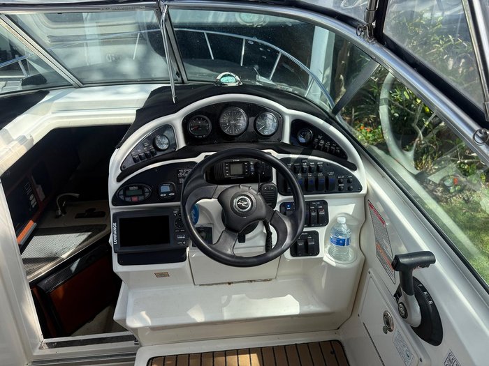 2005 Sea Ray 275 Sundancer