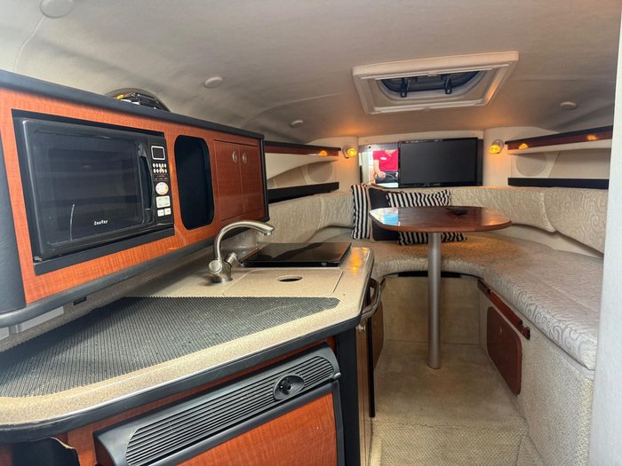 2005 Sea Ray 275 Sundancer