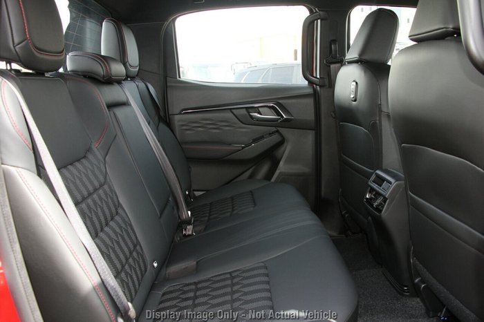 2025 Isuzu D-MAX X-TERRAIN