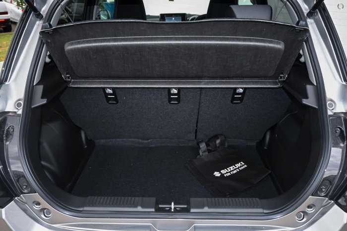 2025 Suzuki Swift Hybrid Plus UZ Premium Silver