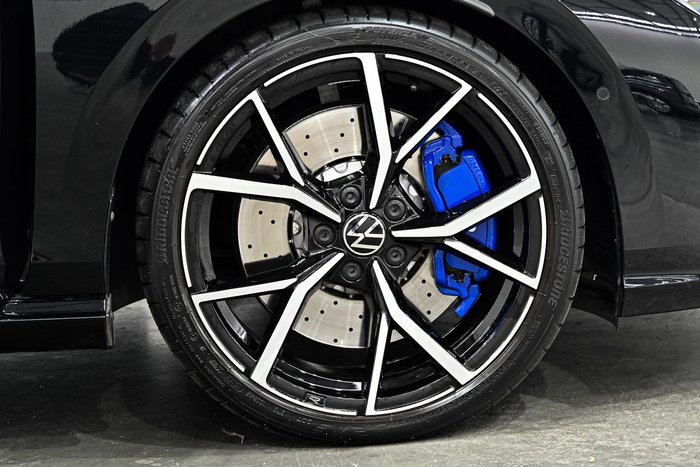 2023 Volkswagen Golf R