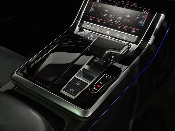 2021 Audi Q7 55 TFSI S line