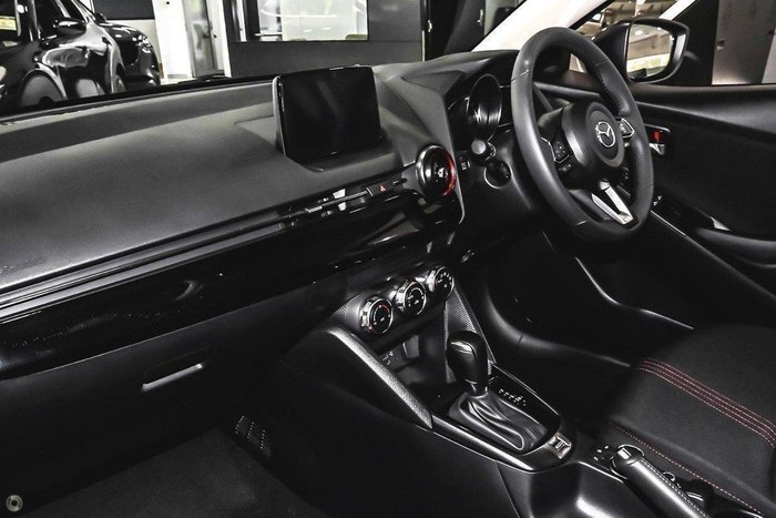 2025 Mazda 2 G15 Evolve