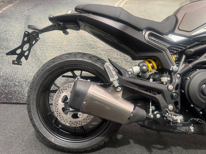 2022 Benelli LEONCINO 800 Brown