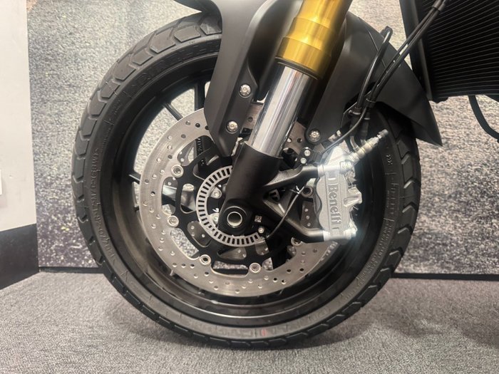 2022 Benelli LEONCINO 800 Brown