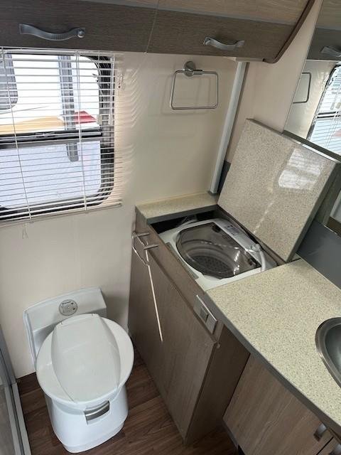 2016 Avida Esperance