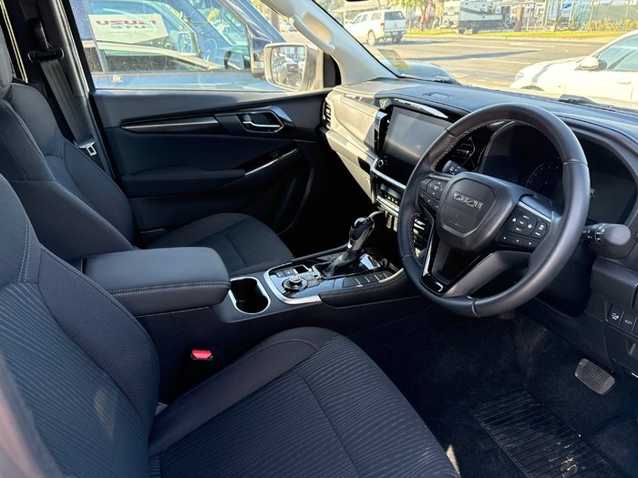 2025 Isuzu MU-X LS-U