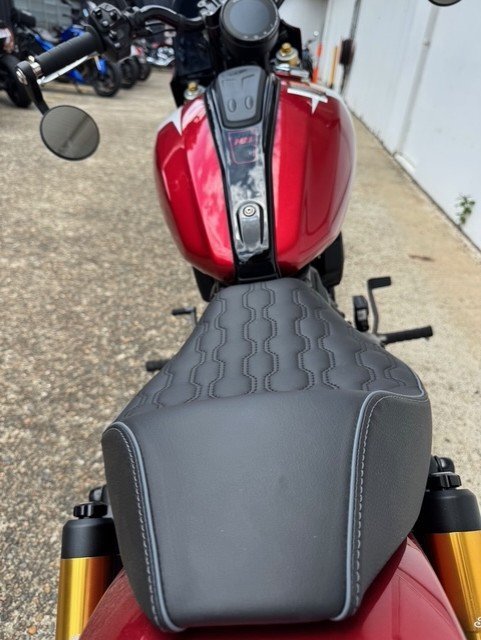 2025 Indian SCOUT 101 LIMITED SUNSET RED METALLIC